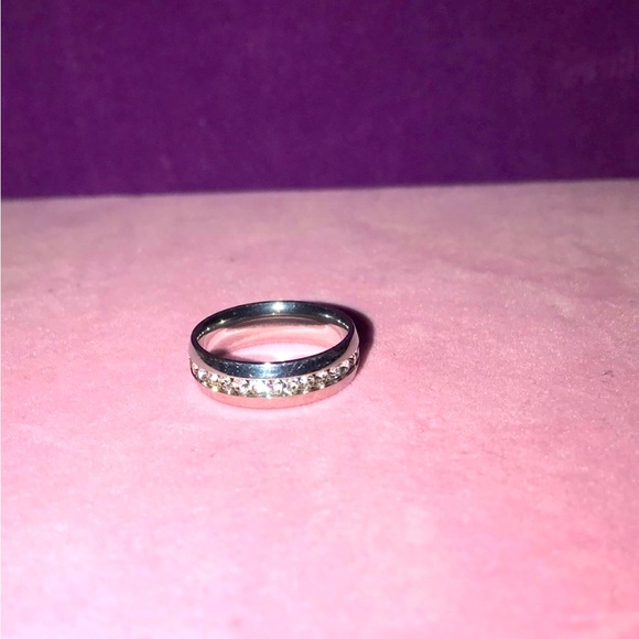 🌷Titanium Steel Silver Zircon Ring Size 10 - Picture 2 of 7